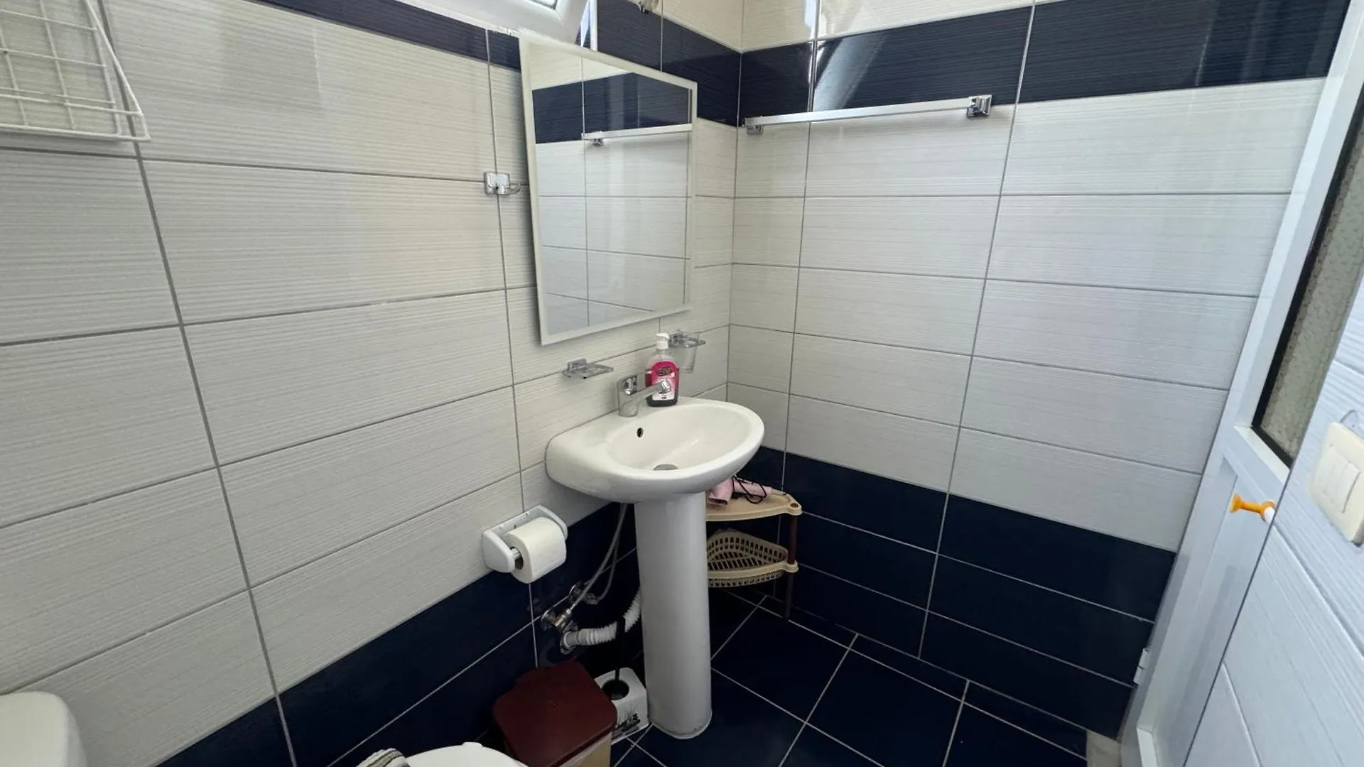 Πανσιόν Angels Rooms Εξαμίλιο