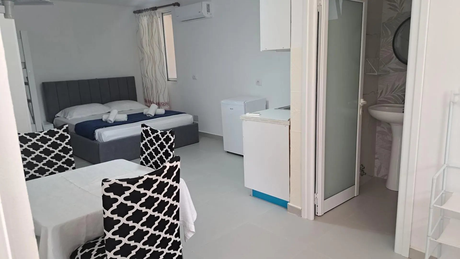 Angels Rooms Ksamil