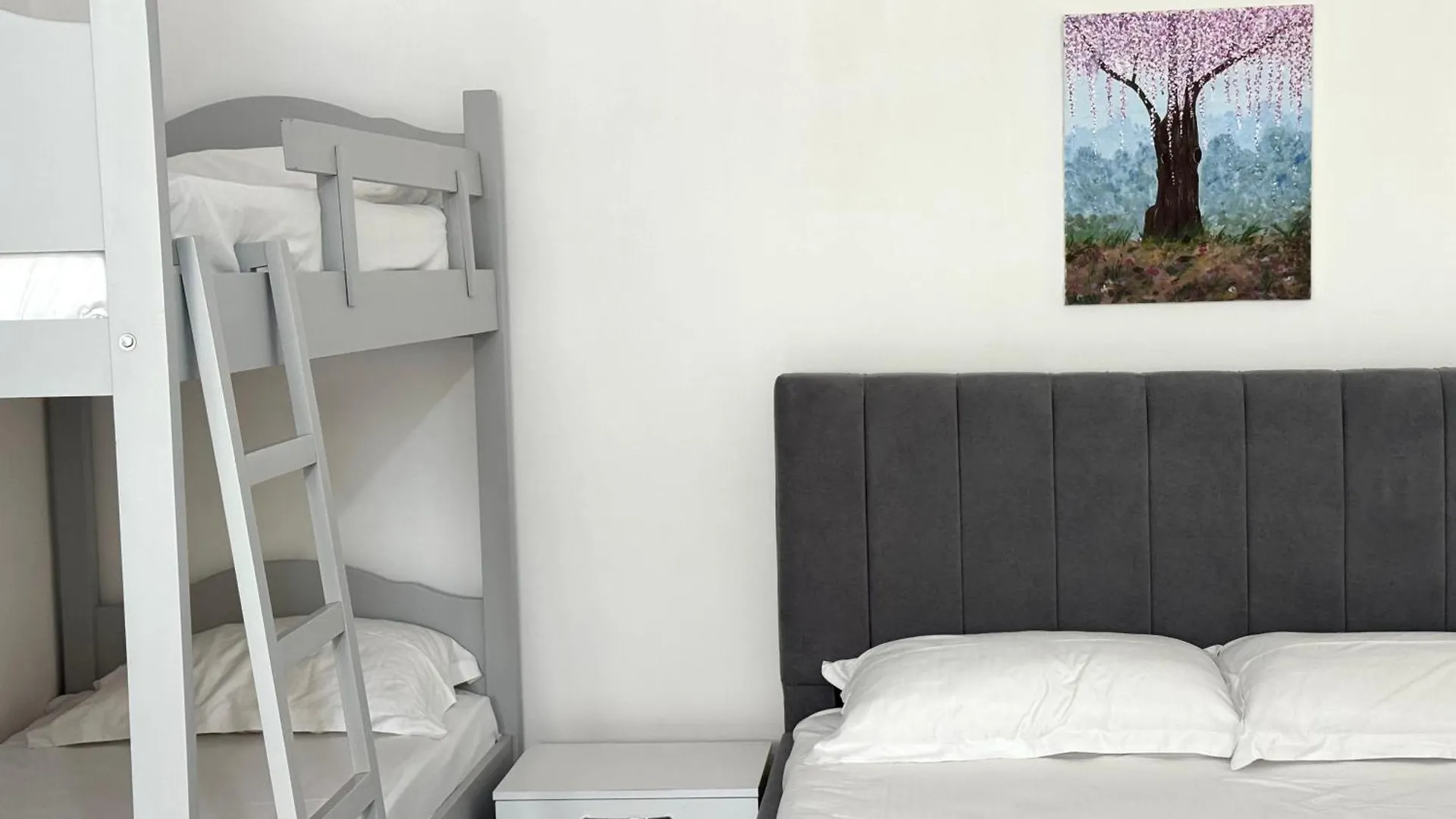 Angels Rooms Εξαμίλιο Πανσιόν