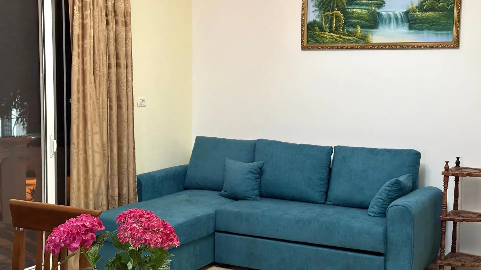 Angels Rooms Εξαμίλιο Πανσιόν